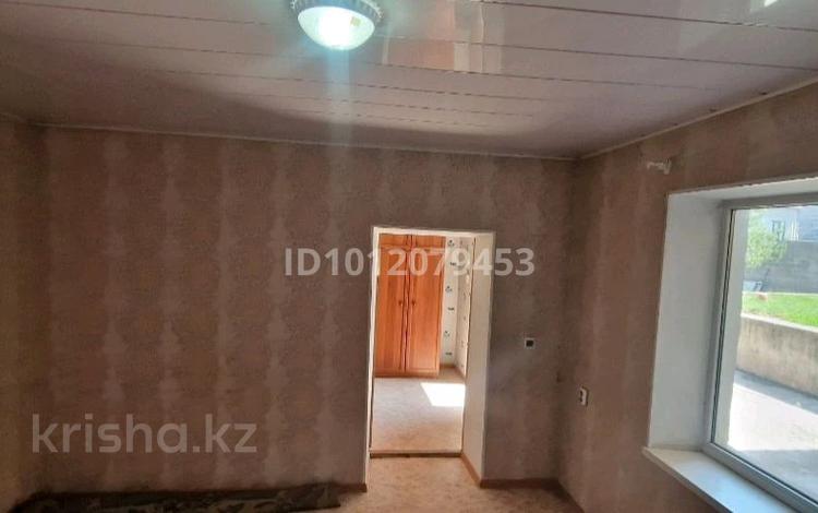 2-комнатная квартира · 50 м² · 1 этаж, ул. Манас 87 за 50 000 ₸ в Шымкенте, Абайский р-н — фото 2