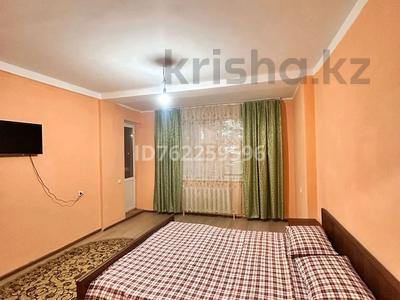 1-комнатная квартира · 45 м² · 3/9 этаж, мкр. Зачаганск пгт 101 — Возле назель супермаркет за 9 000 ₸ в Уральске
