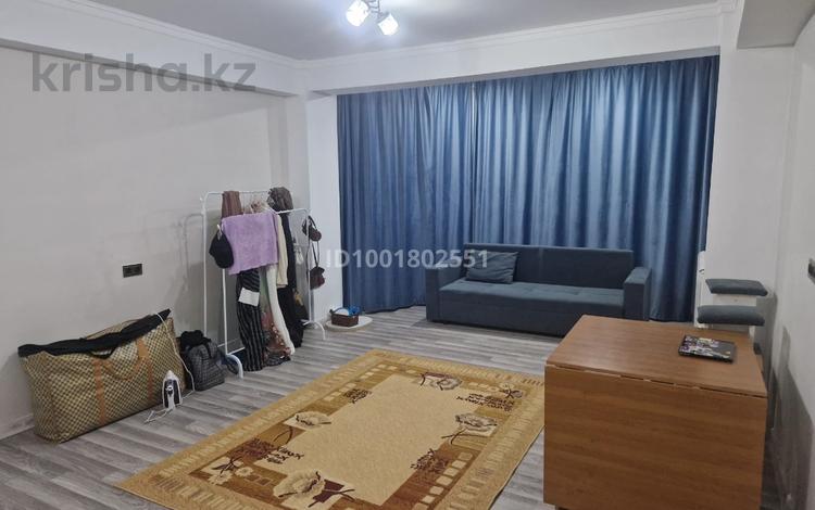 2-бөлмелі пәтер · 56 м² · 1/5 қабат, Абылай хана 2/5, бағасы: 250 000 ₸ в Каскелене — фото 2