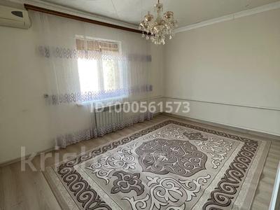 Отдельный дом · 3 комнаты · 54.6 м² · 75.3 сот., Автобаза 22 — Үй сатылады. за 2.8 млн 〒 в Курыке