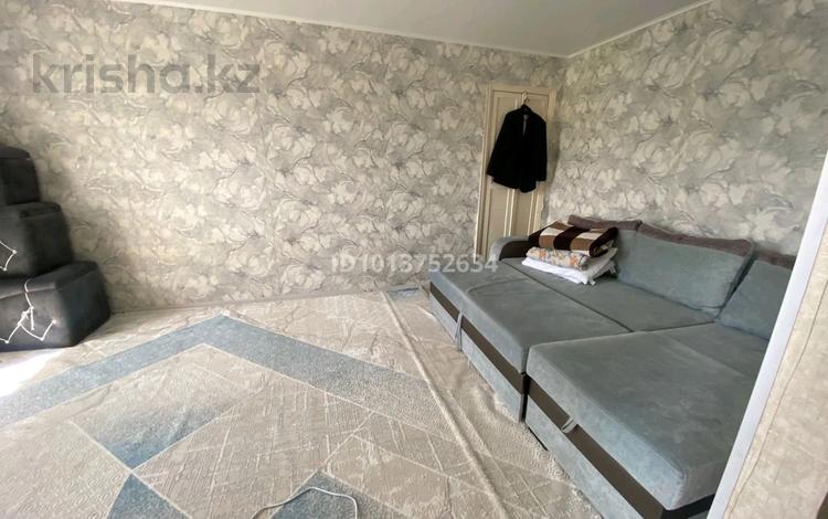 1-комнатная квартира · 32.4 м² · 4/4 этаж, Гагарина — Дет сад, напротив рынка оним за 110 000 ₸ в Уральске — фото 2