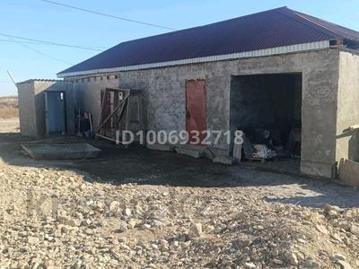 Отдельный дом · 4 комнаты · 80 м² · 10 сот., Тажумурат Алмагамбетов 57 — 144 мектептин арты сонгы коше за 8 млн 〒 в 