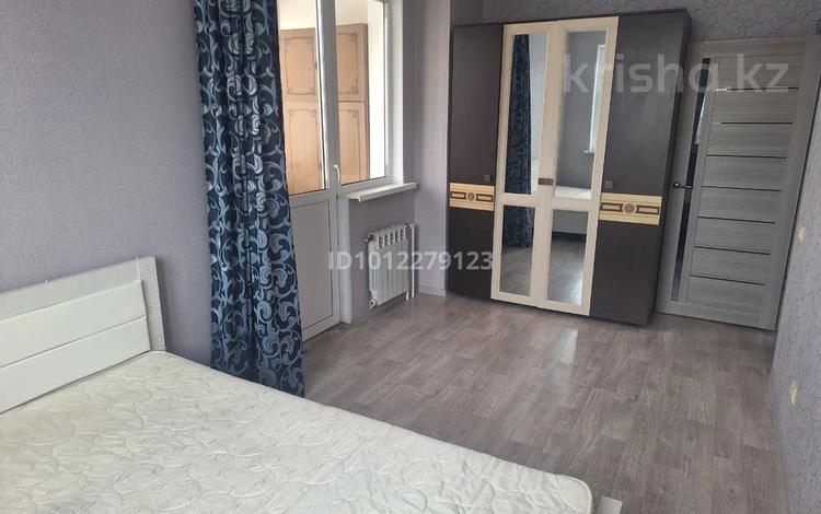 2-бөлмелі пәтер · 56.9 м² · 6/19 қабат, ул. Сырыма Датова 32/2к1, бағасы: 23 млн ₸ в Уральске — фото 2
