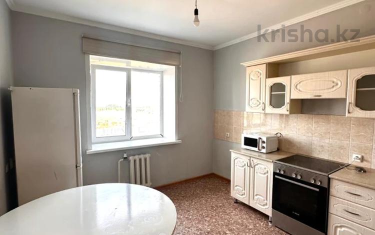 1-бөлмелі пәтер · 41 м² · 3/9 қабат, Карагайлы 34, бағасы: 18 млн ₸ в Семее — фото 6