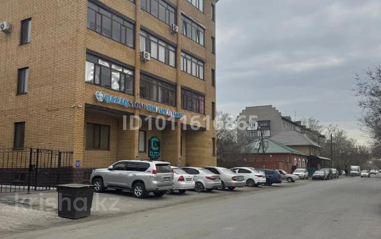 3-бөлмелі пәтер · 95 м² · 2/5 қабат, Карима Нурбаева 75, бағасы: 52 млн ₸ в Семее — фото 2