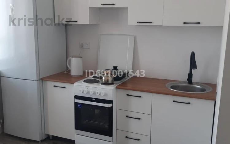 2-комнатная квартира, 70 м², 10/10 этаж помесячно, мкр Юго-Восток, Гапеева 17/4