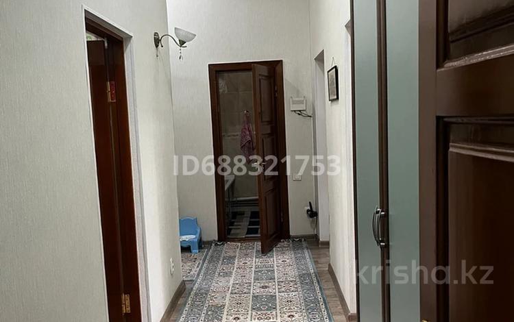3-бөлмелі пәтер · 83 м² · 2/2 қабат, Гагарина 70, бағасы: 27 млн ₸ в Шымкенте, Абайский р-н — фото 2