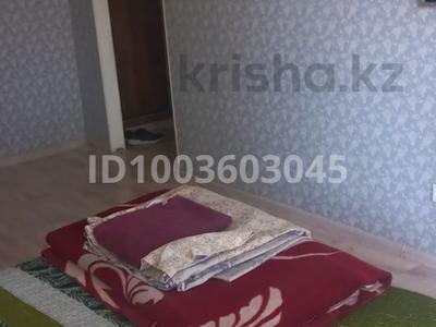 1-комнатная квартира · 35 м² · 5/5 этаж, Кердеры 138 — Кердеры-Абая за 8 000 ₸ в Уральске, мкр Школьник