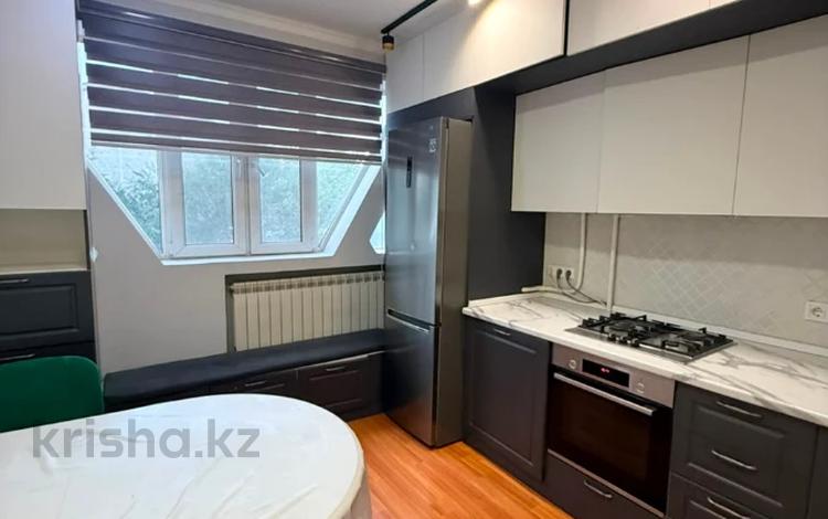 2-бөлмелі пәтер · 60 м² · 4/9 қабат, Алмагүл ш/а., Жарокова, бағасы: 54 млн ₸ в Алматы, Бостандыкский р-н — фото 5