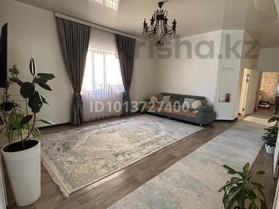 Жеке үй · 5 бөлме · 200 м² · 7 жүзд., Сулейманова 115 — Сулейманова Қойшыбекова, бағасы: 80 млн ₸ в Таразе