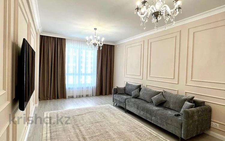 3-комнатная квартира, 130 м², 9/19 этаж помесячно, Сейфуллина 574/1 к3