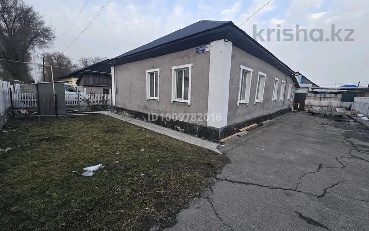 Отдельный дом · 5 комнат · 110 м² · 7.3 сот., Казахстан 7 — Еркин. на против 42 дома. середина улицы за 21 млн 〒 в Талдыкоргане, село Ынтымак — фото 2