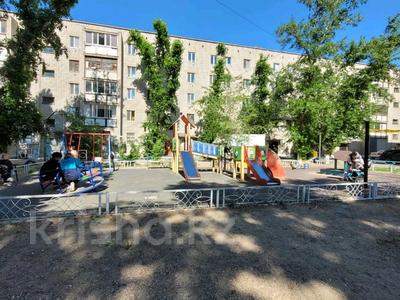 3-комнатная квартира · 61 м² · 5/5 этаж, Иртышская за 25 млн 〒 в Семее