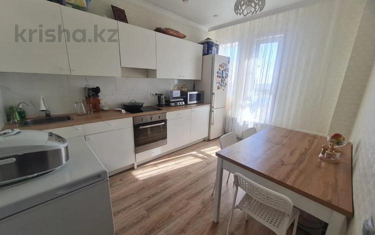 2-бөлмелі пәтер, 53 м², 15/15 қабат, Ракымжана Кошкарбаева, бағасы: 22 млн 〒 в Астане, Алматы р-н — фото 3