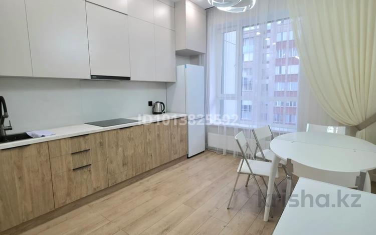 2-комнатная квартира · 56 м² · 8/9 этаж, Сыганак 12 за 350 000 ₸ в Астане, Нура р-н — фото 2