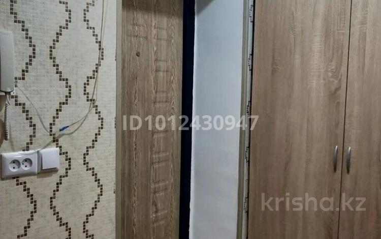 1-бөлмелі пәтер · 30 м² · 2/5 қабат, Назарбаева 72 — Дом напротив бани Тамаша, бағасы: 10.5 млн ₸ в Кокшетау — фото 2