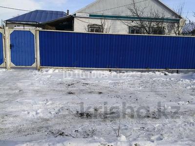 Отдельный дом · 6 комнат · 87.1 м² · 925 сот., Байтурсынова 80 — Пересечение улиц Байтурсынова и Батурина угловой дом за 10 млн ₸ в Мартуке