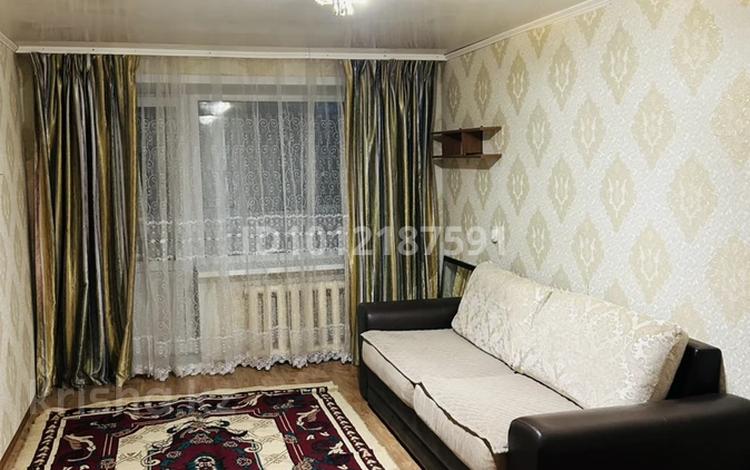 2-комнатная квартира · 47 м² · 2/5 этаж, мкр Юго-Восток, Язева 17 за 160 000 ₸ в Караганде, Казыбек би р-н — фото 2