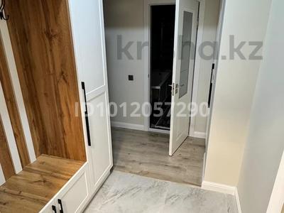 1-комнатная квартира · 50 м² · 2/5 этаж, Абылай хана 2/5 за 230 000 〒 в Каскелене