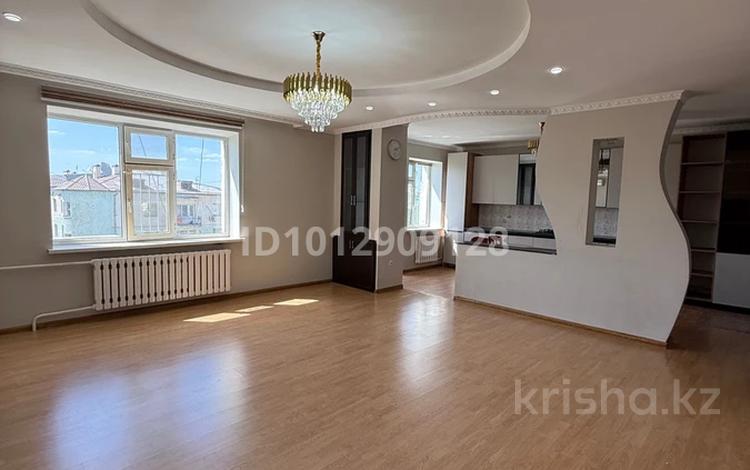 3-комнатная квартира · 95 м² · 5/5 этаж, мкр Нурсат 205 за 36.7 млн ₸ в Шымкенте, Каратауский р-н — фото 2