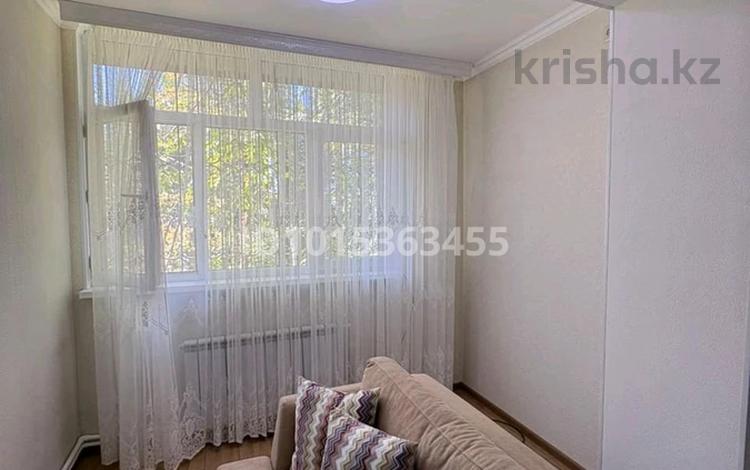 3-бөлмелі пәтер · 54 м² · 2/5 қабат, Айтиева 8 — Над золотым магазином, бағасы: 33 млн ₸ в Таразе — фото 2