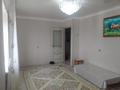 2-бөлмелі пәтер · 50 м² · 2/2 қабат, мкр 41-й разъезд, Мкр 41-й разъезд — Дом расположен рядом со школой №41, магазином «Алладин», ТД «Акбөкен» и остановкой «Элеватор / Ясный». Удобное местоположение – всё необходимое в шаговой доступности. Просторный участок. Все коммуникации. Отличный вариант для семьи, бағасы: 10 млн ₸ в Актобе — фото 2
