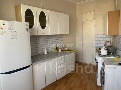 2-комнатная квартира · 42 м² · 5/5 этаж, мкр Аса 40 — Бауыржан Момышулы Шестокович за 120 000 〒 в Таразе