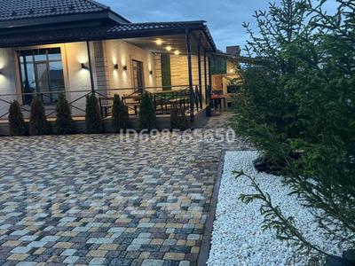 Дом · 3 комнаты · 120 м², Пчеловодов 581 В — Возле базы отдыха Малибу. за 80 000 〒 в Костанае