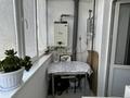2-бөлмелі пәтер · 74.9 м² · 5/6 қабат, Демократическая 44, бағасы: 23.5 млн ₸ в Уральске — фото 2