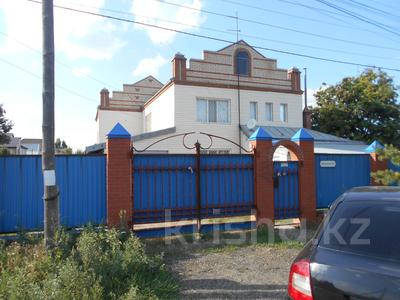 Жеке үй · 8 бөлме · 239.8 м² · 10 жүзд., Соколиная 9/1, бағасы: 42.5 млн ₸ в Уральске