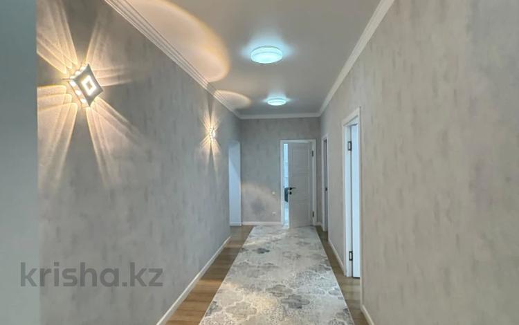 3-бөлмелі пәтер · 98.8 м² · 6/9 қабат, мкр. Алтын орда, ораза татеулы, бағасы: 42 млн ₸ в Актобе — фото 5
