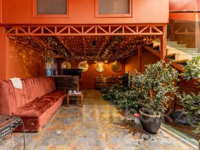 Свободное назначение, общепит · 483 м² за 280 млн 〒 в Астане, Есильский р-н