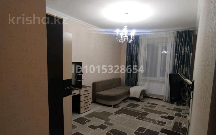1-комнатная квартира · 41 м², Калибек Куанышбаев за 220 000 ₸ в Астане, Сарайшык р-н — фото 2
