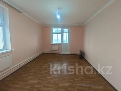 2-бөлмелі пәтер, 62 м², 9/9 қабат, Мкр Астана, бағасы: 16 млн 〒 в Таразе