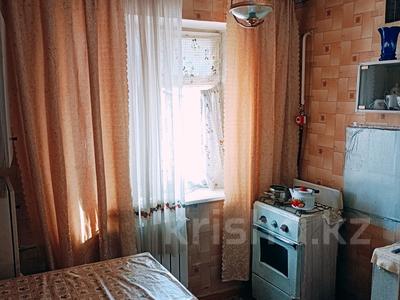 1-комнатная квартира, 34 м², 2/5 этаж, 2 мкр 4 за 8.5 млн 〒 в Талдыкоргане, мкр Жетысу
