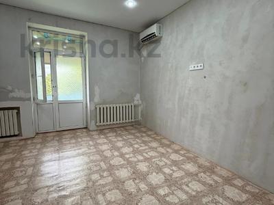 2-бөлмелі пәтер · 52 м² · 3/3 қабат, Уалиханова, бағасы: 10.5 млн ₸ в Актобе
