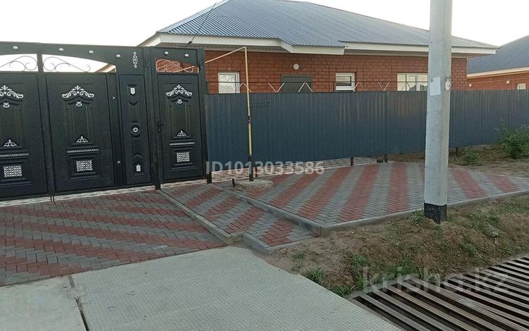 Жеке үй · 4 бөлме · 80 м² · 6 жүзд., Гумилёва 67 — Деркул пдп 1, бағасы: 27 млн ₸ в Уральске — фото 77