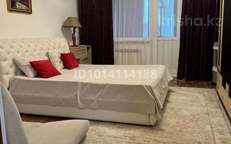 1-комнатная квартира · 60 м² · 8/25 этаж, мкр 11 112а за 13 000 ₸ в Актобе — фото 2