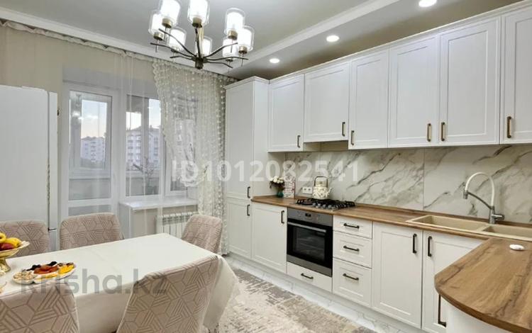 3-комнатная квартира · 90 м² · 2/9 этаж, мкр. Алтын орда, Батыс 2 11 Д корпус 3 — Находится рядом с 80 школой за 40 млн ₸ в Актобе — фото 2