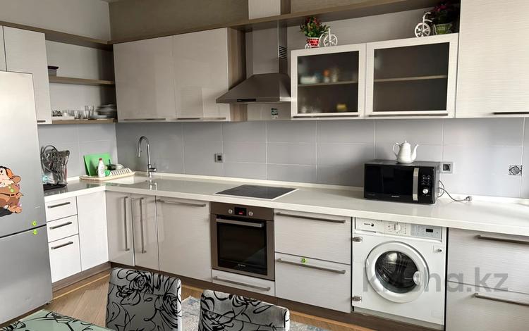 2-комнатная квартира · 90 м² · 10/13 этаж, Иляева 33 за 280 000 ₸ в Шымкенте, Аль-Фарабийский р-н — фото 2