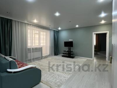 2-комнатная квартира · 71.6 м² · 4/9 этаж, мкр Айгуль за 25.5 млн ₸ в Уральске