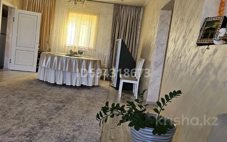 Отдельный дом · 4 комнаты · 120 м² · 9 сот., мкр Балауса, 36 77 за ~ 33.7 млн ₸ в Атырау — фото 2