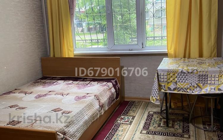 1-бөлмелі пәтер, 16 м², 1/4 қабат тәулігіне, мкр №3 39А, бағасы: 8 000 〒 в Алматы, Ауэзовский р-н — фото 61