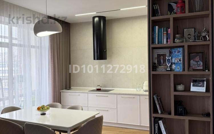 3-бөлмелі пәтер · 92 м² · 4/6 қабат, мкр Юго-Восток, Мкр Орбита 15/1, бағасы: 75 млн ₸ в Караганде, Казыбек би р-н — фото 2
