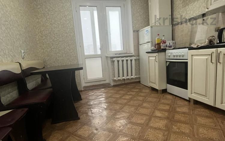 2-бөлмелі пәтер, 60 м², 5/5 қабат ай сайын, мкр Жана Орда, Кунаева, бағасы: 100 000 〒 в Уральске, мкр Жана Орда — фото 9