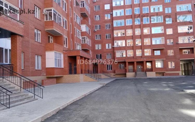 3-комнатная квартира, 85 м², 5/9 этаж, Камзина 41/1 за 45.5 млн 〒 в Павлодаре — фото 36