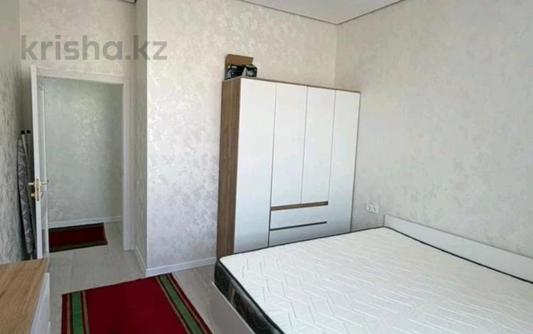 2-комнатная квартира · 65 м² · 4/9 этаж, Е 496 8 за 250 000 ₸ в Астане, Есильский р-н — фото 2