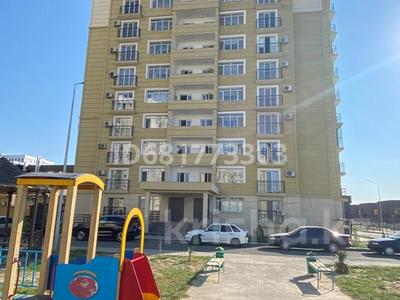 3-комнатная квартира, 80 м², 5/12 этаж помесячно, 11 улица 31/3 — Напротив кафе Кәусар за 150 000 〒 в Туркестане