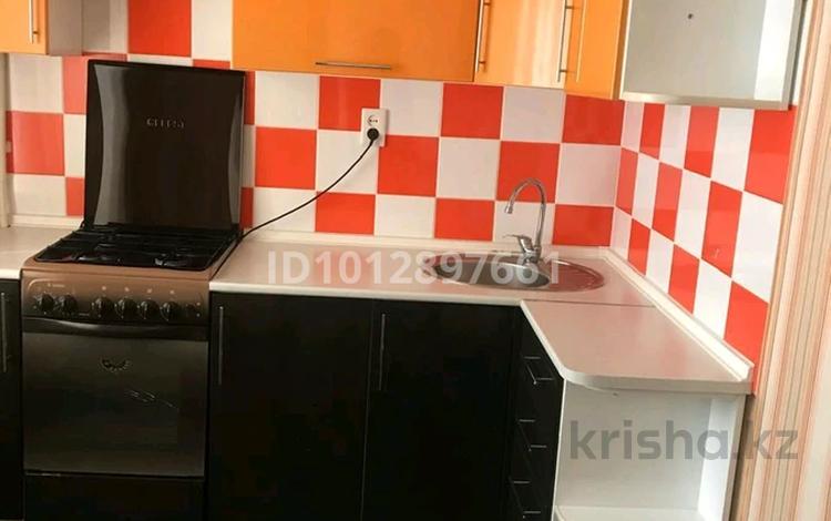 1-бөлмелі пәтер · 40 м² · 1/4 қабат, Космонавтов 20 — Кафе Гранат, магазин Ноябрь, бағасы: 7.5 млн ₸ в Рудном — фото 2