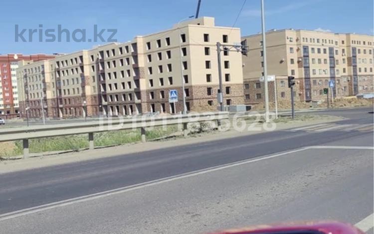1-бөлмелі пәтер · 45.5 м² · 3/5 қабат, мкр. Алтын орда, мкр.Батыс-2 54Б, бағасы: 16.5 млн ₸ в Актобе — фото 10